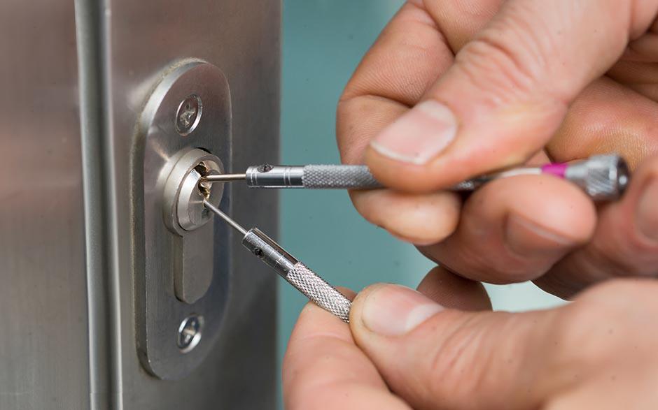 changer serrure porte Dammartin-en-Goële